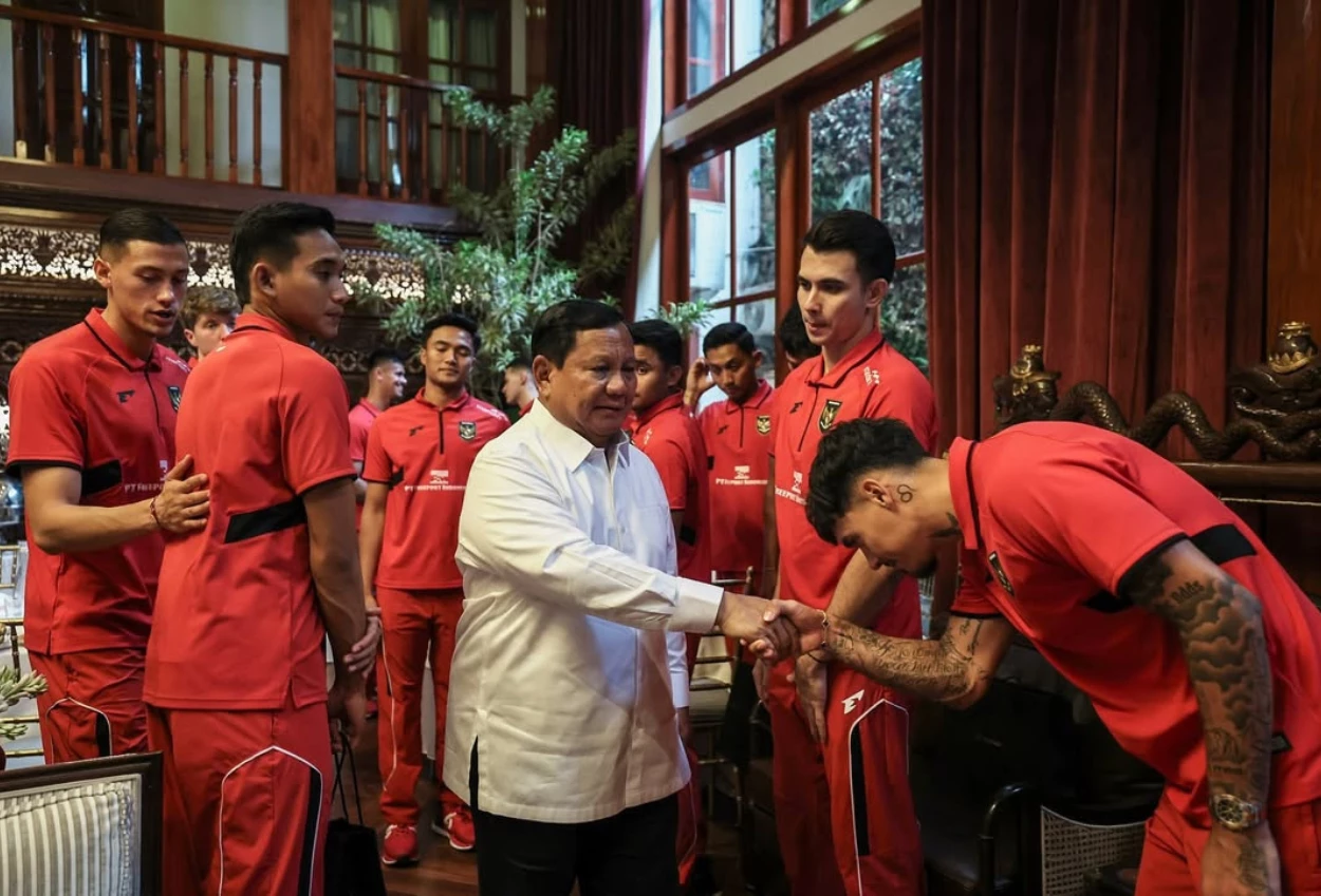 Tak gunakan anggaran negara, prabowo pakai dana pribadi hadiahi timnas indonesia jam rolex