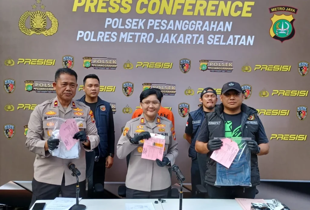 Tersangka pembakaran rumah di pesanggrahan