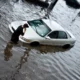 Tips mengatasi kerusakan mobil akibat banjir dengan aman dan efektif