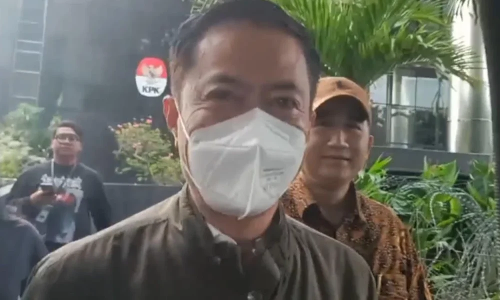 Usai diperiksa sebagai tersangka pemerasan calon tka, staf menaker yassierli ngaku tidak akan praperadilan