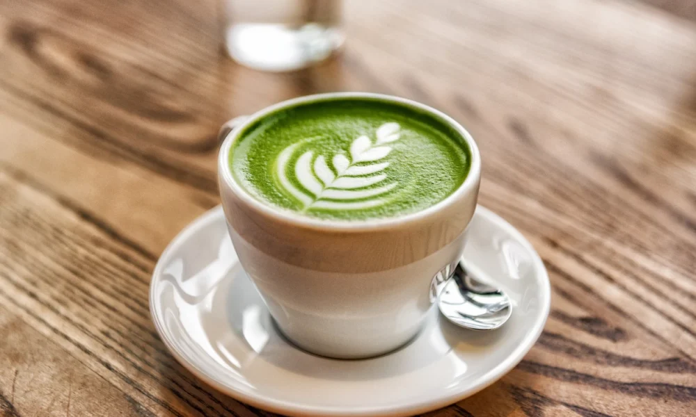Waspada! ini risiko kesehatan jika terlalu banyak minum matcha menurut dokter gizi