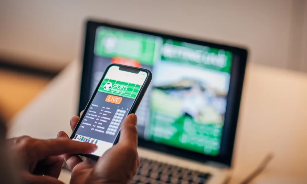 Akses internet makin lancar, pejabat desa makin gampang main judi online