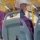 Aksi heroik perempuan bela kakek yang kena palak di transjakarta