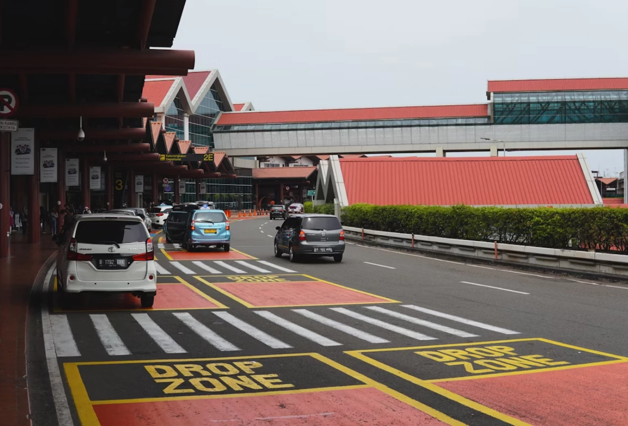Bandara i gusti ngurah rai dan soekarno hatta masuk top 5 bandara terbaik di asia pasifik