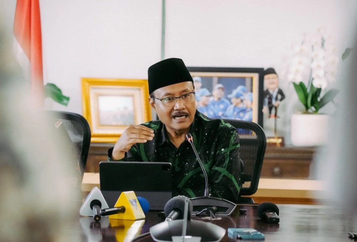 Bansos triwulan ii 2025 capai 80%, mensos 3 juta kpm masih terkendala penyaluran
