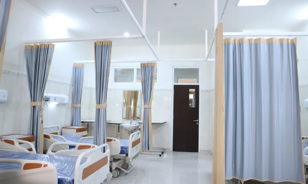 Belum penuhi standar layanan, dua rumah sakit di lebak berpotensi turun kelas