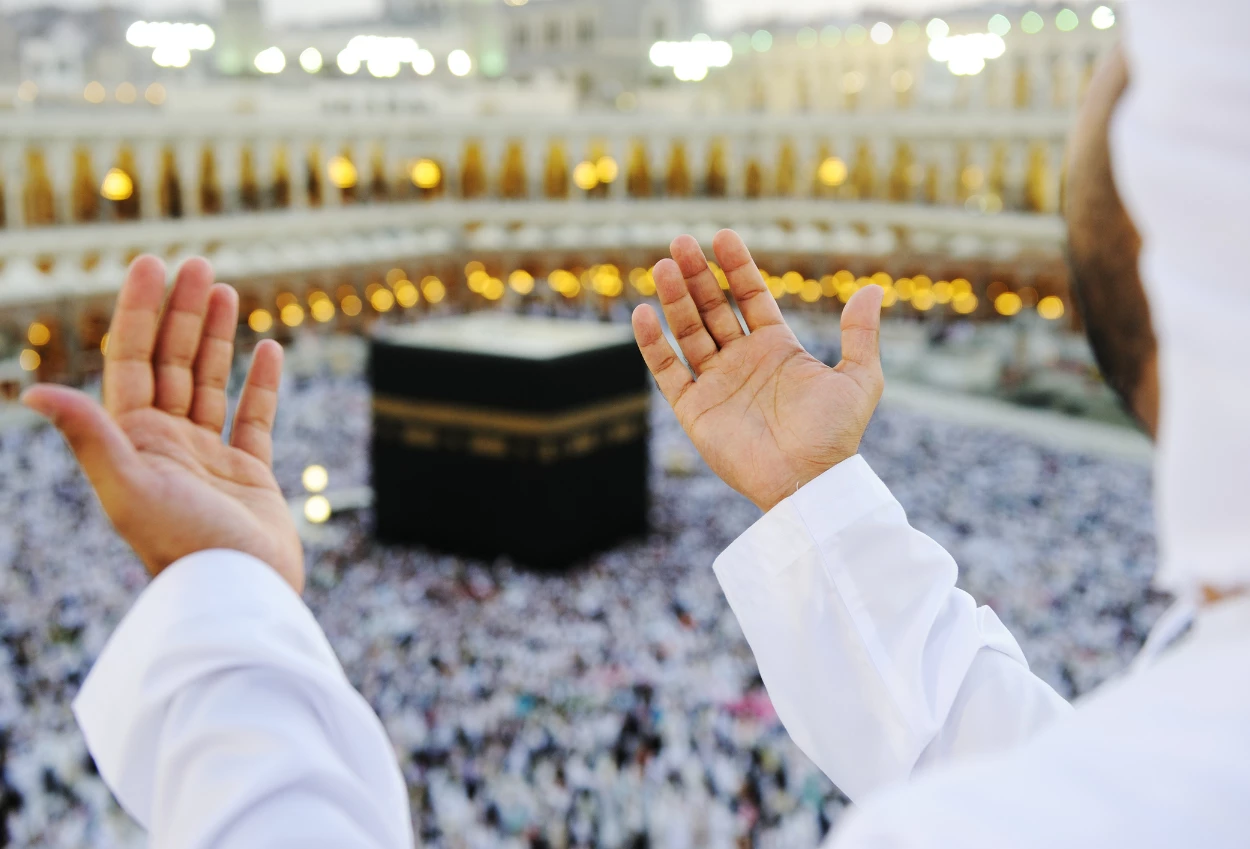 Benarkah pahala umrah hangus karena uang haram ini kata ulama