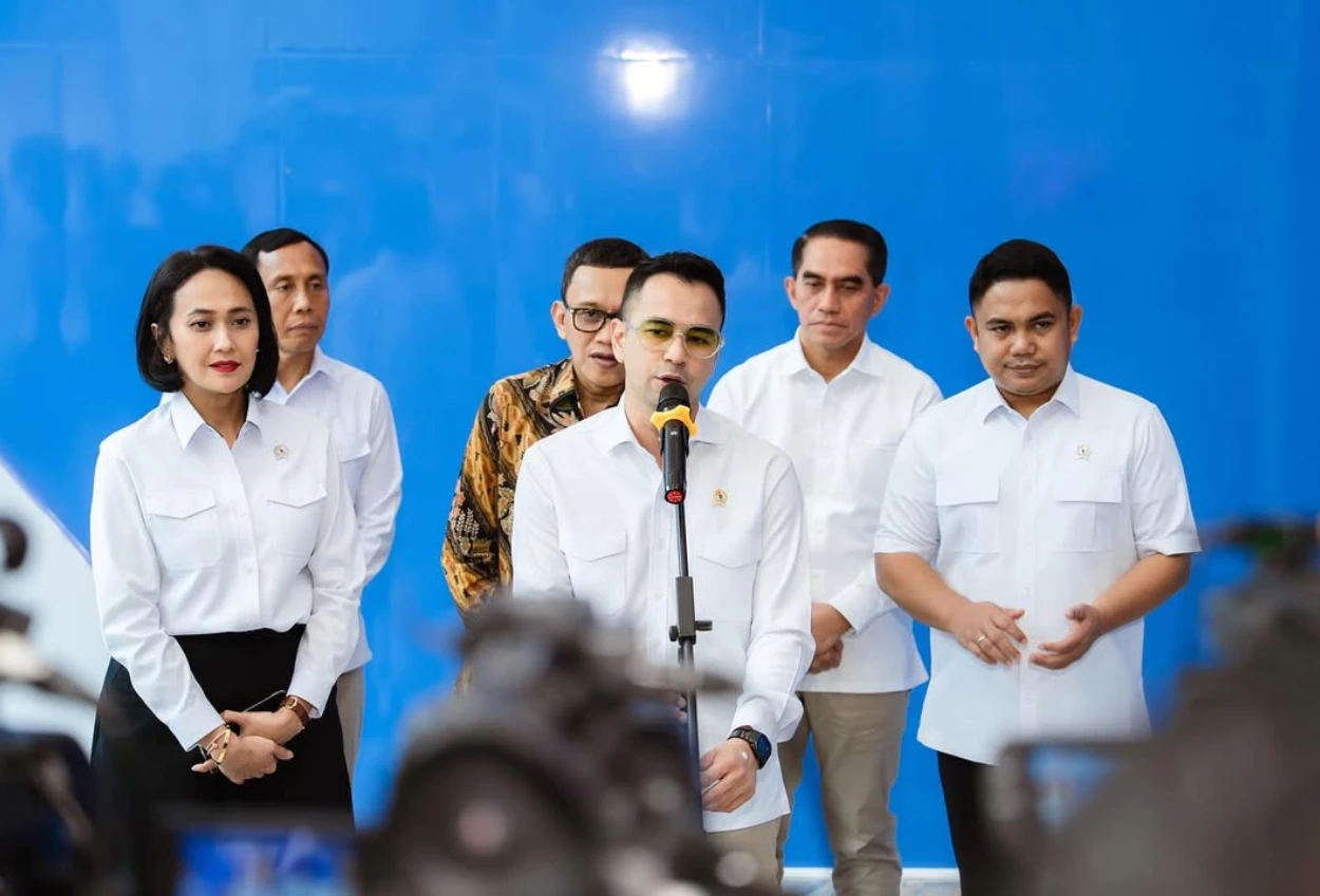 Beri pesan ke cpns, raffi ahmad gaji pertama kasih ke ibumu