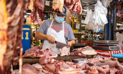 Harga pangan 9 juli 2025 beras premium naik, daging dan cabai turun