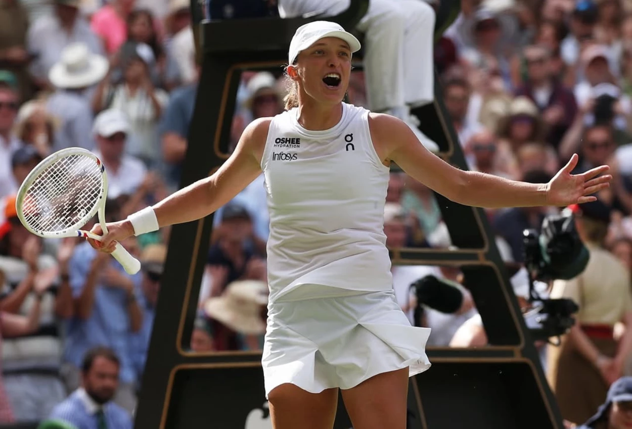 Iga swiatek, petenis polandia pecahkan rekor dunia sebagai juara di wimbledon 2025