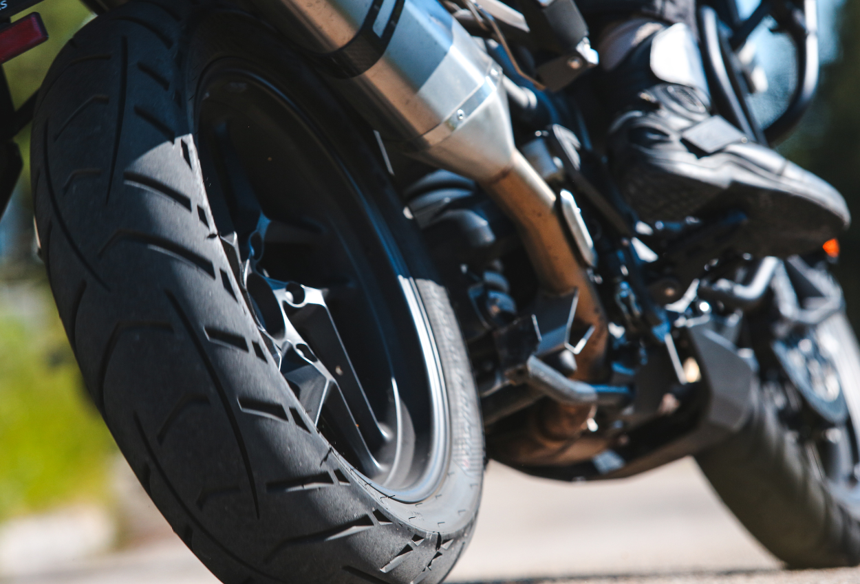 Ini jenis jenis ban motor dan fungsinya, ternyata ada banyak!