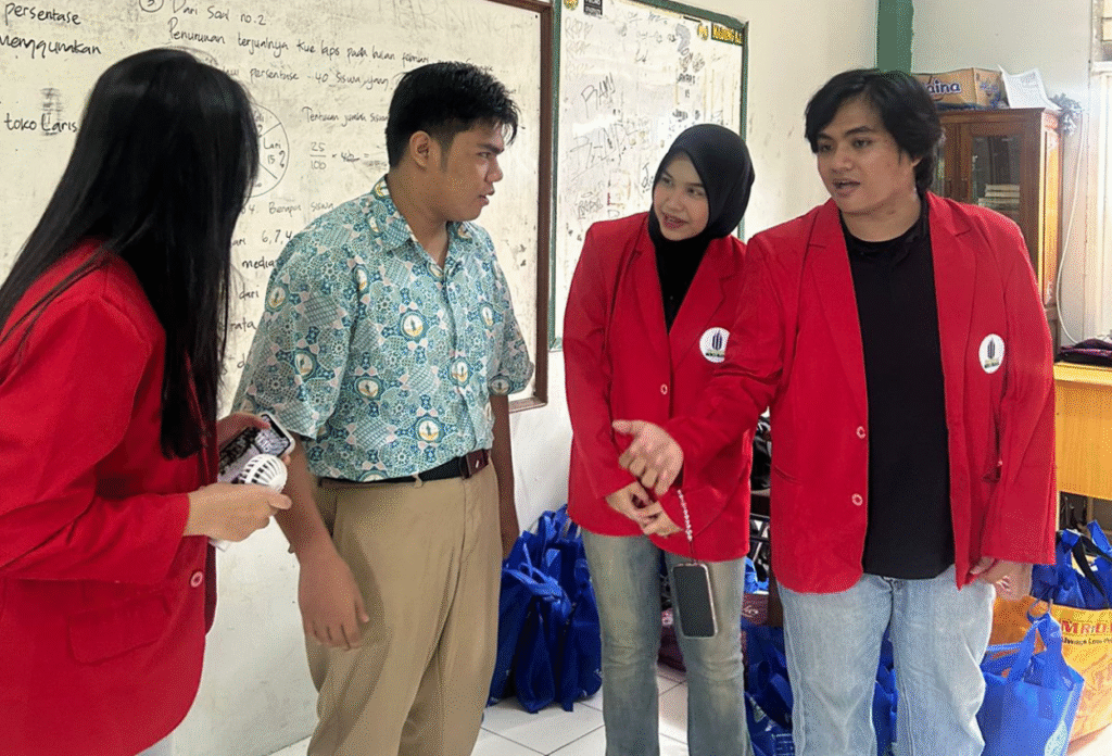 Kpn universitas mercu buana ajak siswa smk lawan bahaya rokok lewat edukasi interaktif (1)
