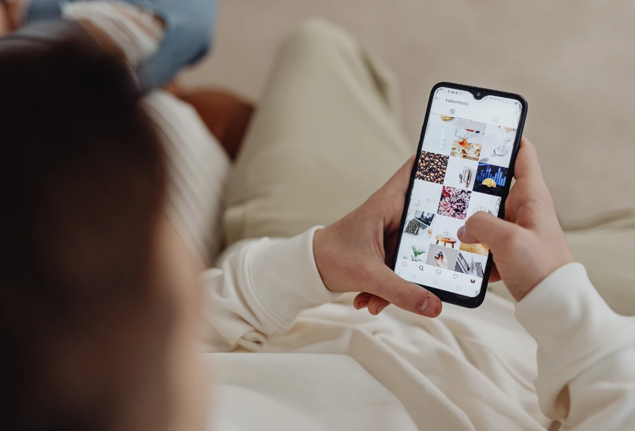 Kecanduan gadget diam diam bikin otak sulit fokus