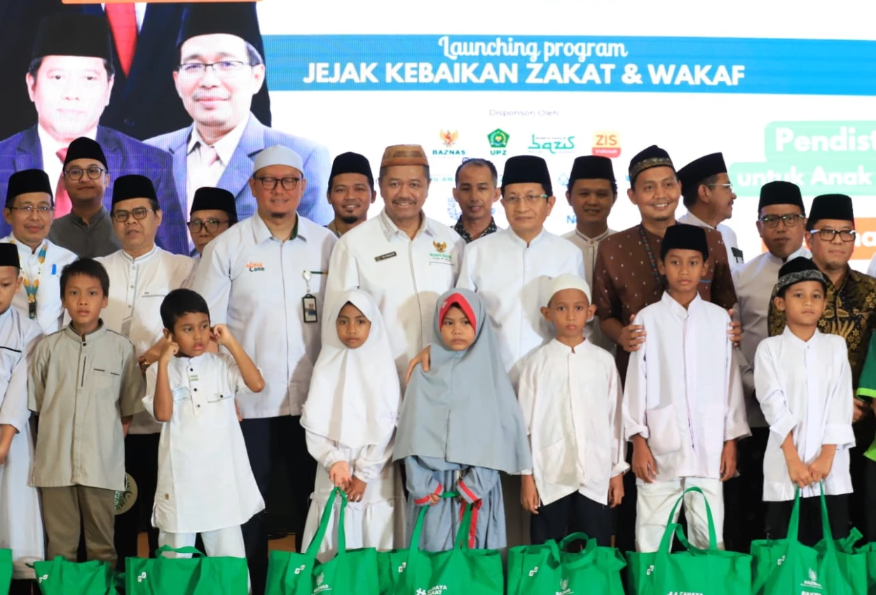 Kemenag salurkan bantuan rp310 m untuk dua juta yatim dan disabilitas