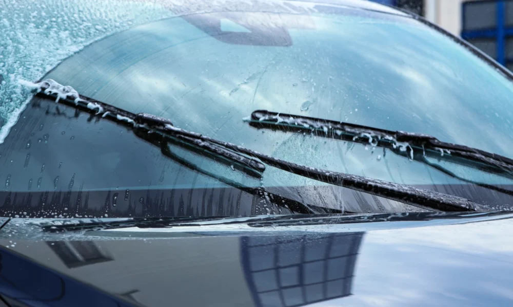 Kenali 6 jenis wiper mobil mana yang cocok untuk kendaraan anda