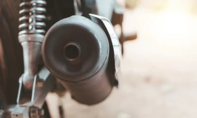 Knalpot bau menyengat bisa jadi ini penyebabnya!