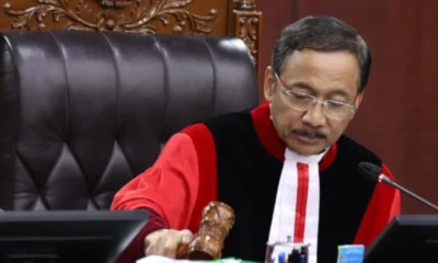 Mk tolak permohonan pendidikan capres cawapres minimal s1