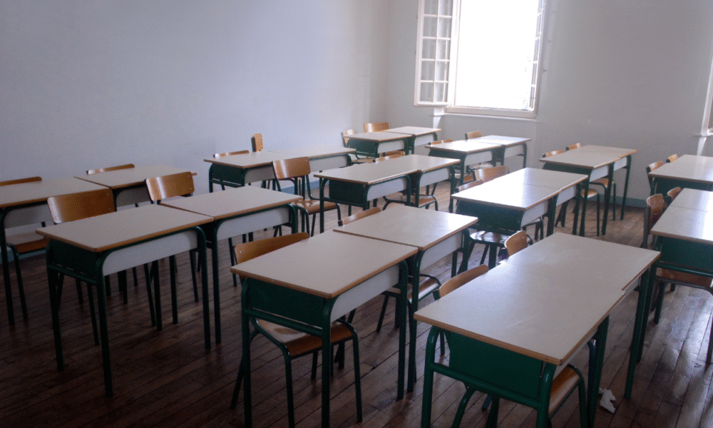 Dedi Mulyadi Minta Satu Kelas Diisi 50 Siswa, Wamendikdasmen: Makruh, Sebaiknya Jangan Dilakukan
