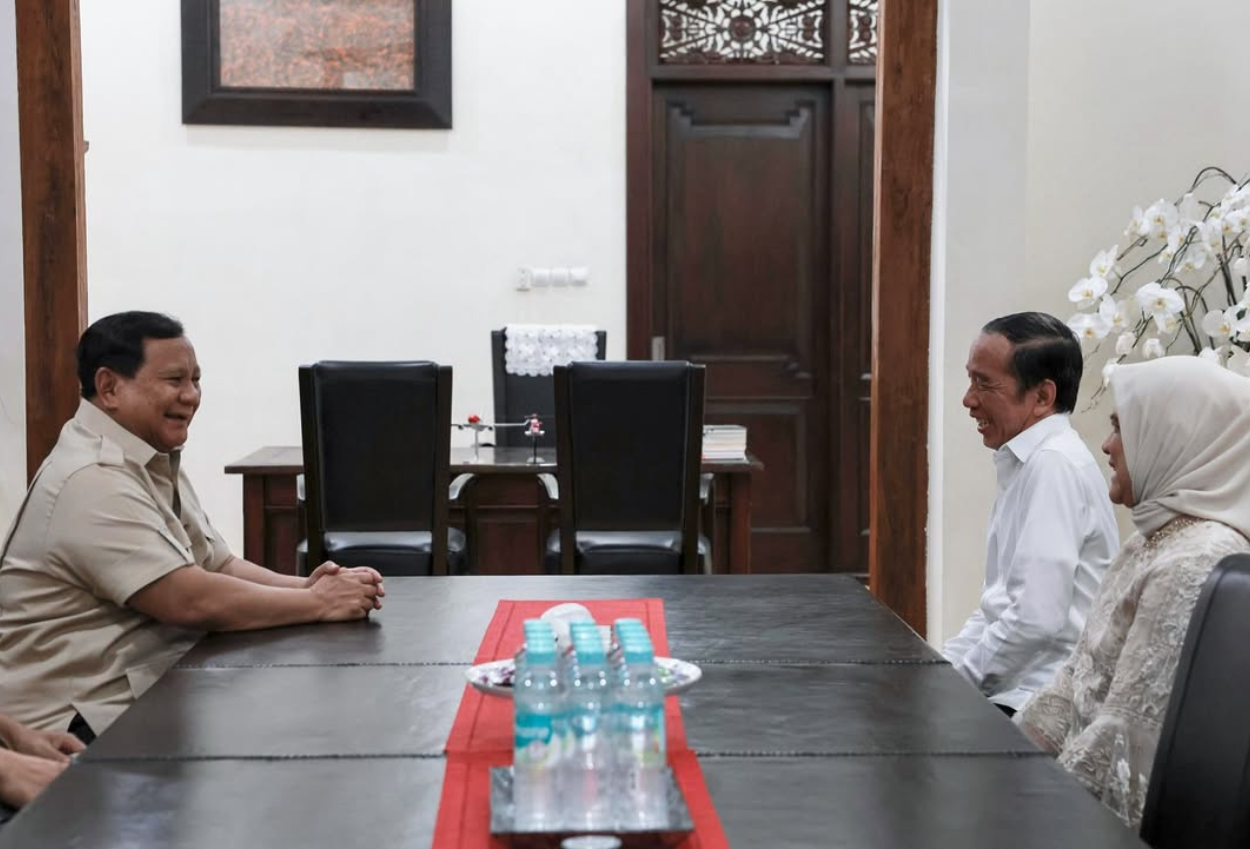 Sambangi Kediaman Jokowi, Prabowo Bagikan Cerita Lawatannya ke Berbagai Negara Eropa