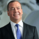 Mantan presiden rusia dmitry medvedev