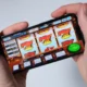 Mengapa orang terjebak judi online pengamat bongkar faktanya