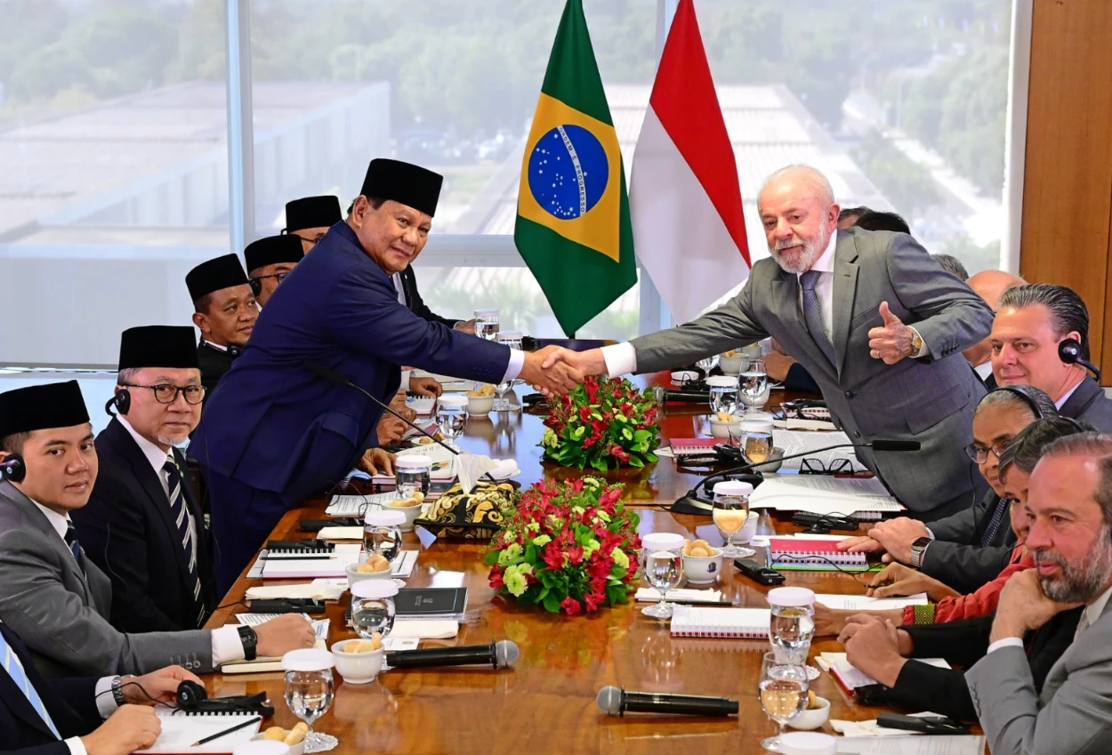 Menteri esdm jajaki kerja sama bioenergi saat dampingi prabowo ke brasil