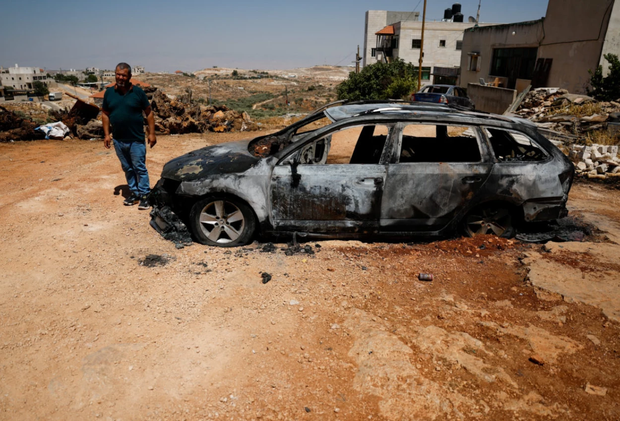 Pemukim yahudi bakar pangkalan militer israel di ramallah, idf kutuk aksi kekerasan
