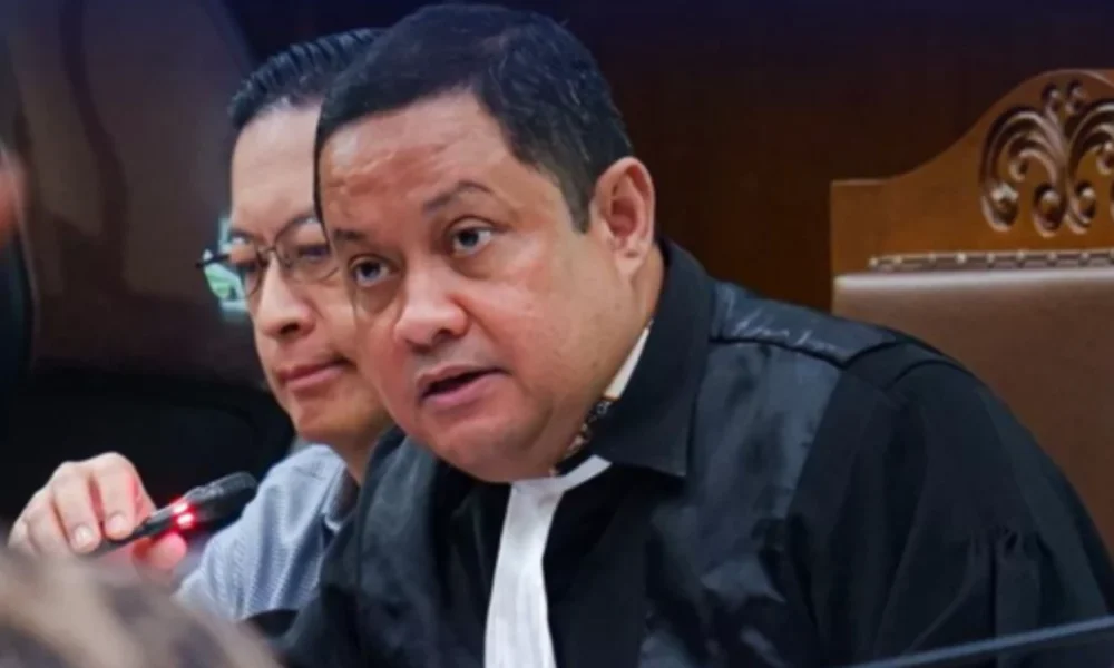 Pengacara tom lembong sentil hotman paris tak usah urus klien orang