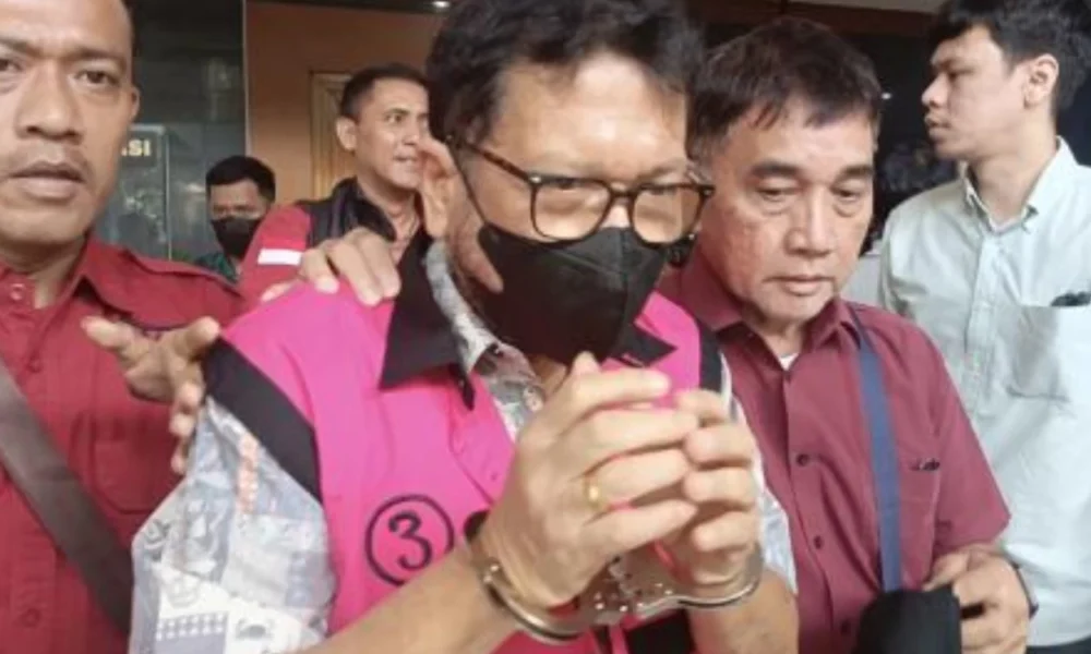 Pengadilan tinggi jakarta perberat hukuman zarof ricar jadi 18 tahun penjara