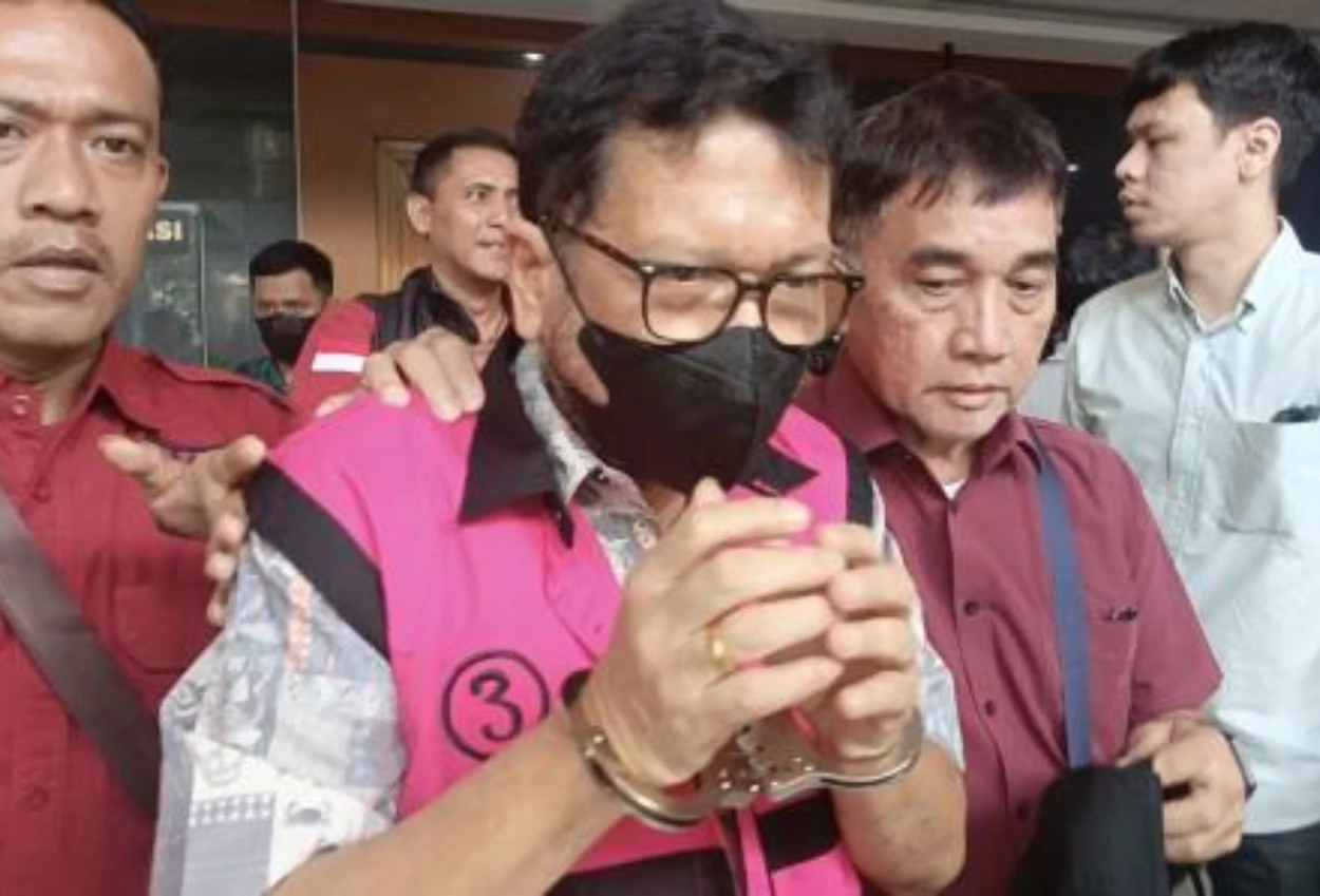 Pengadilan tinggi jakarta perberat hukuman zarof ricar jadi 18 tahun penjara