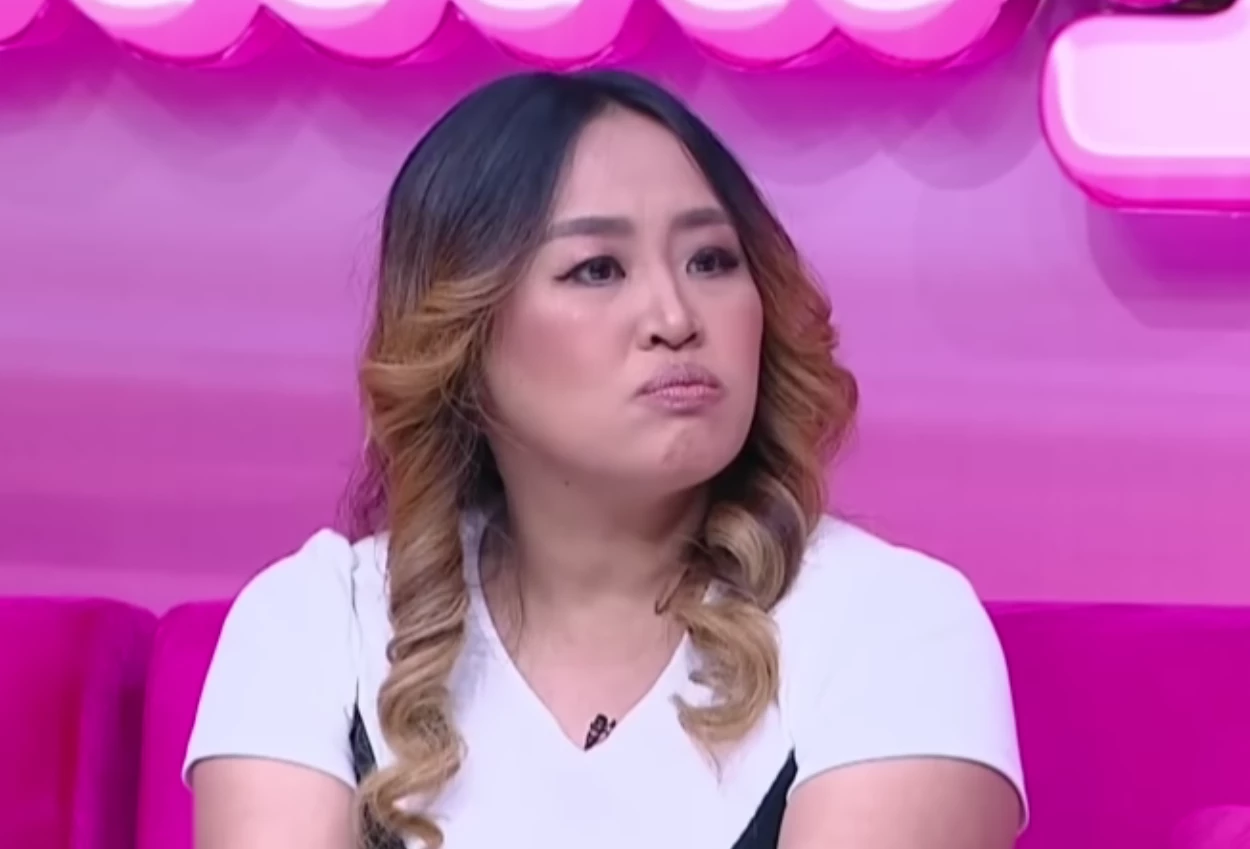 Pinkan mambo klarifikasi soal tarif rp10 juta untuk review donat miliknya