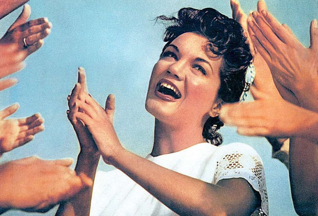 Profil connie francis, legenda terkenal lewat lagu pretty little baby