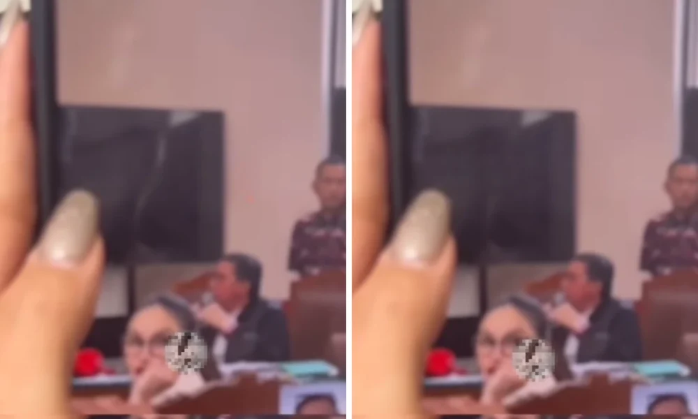 Sambil semringah, nikita mirzani acungkan jari tengah ke pendukung reza gladys