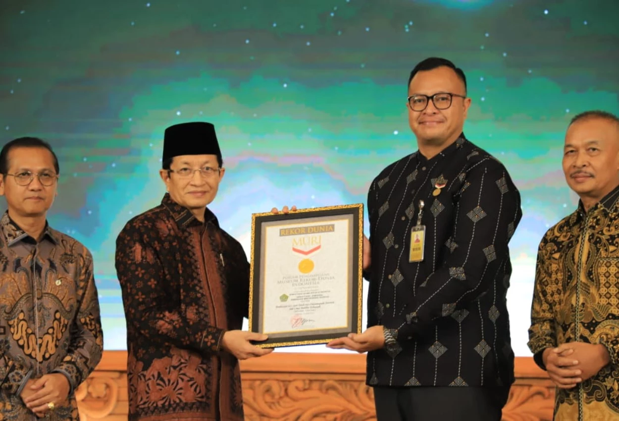 Sannipata buddha 2025 pecahkan rekor muri, 423 syair dhammapada dibaca serentak