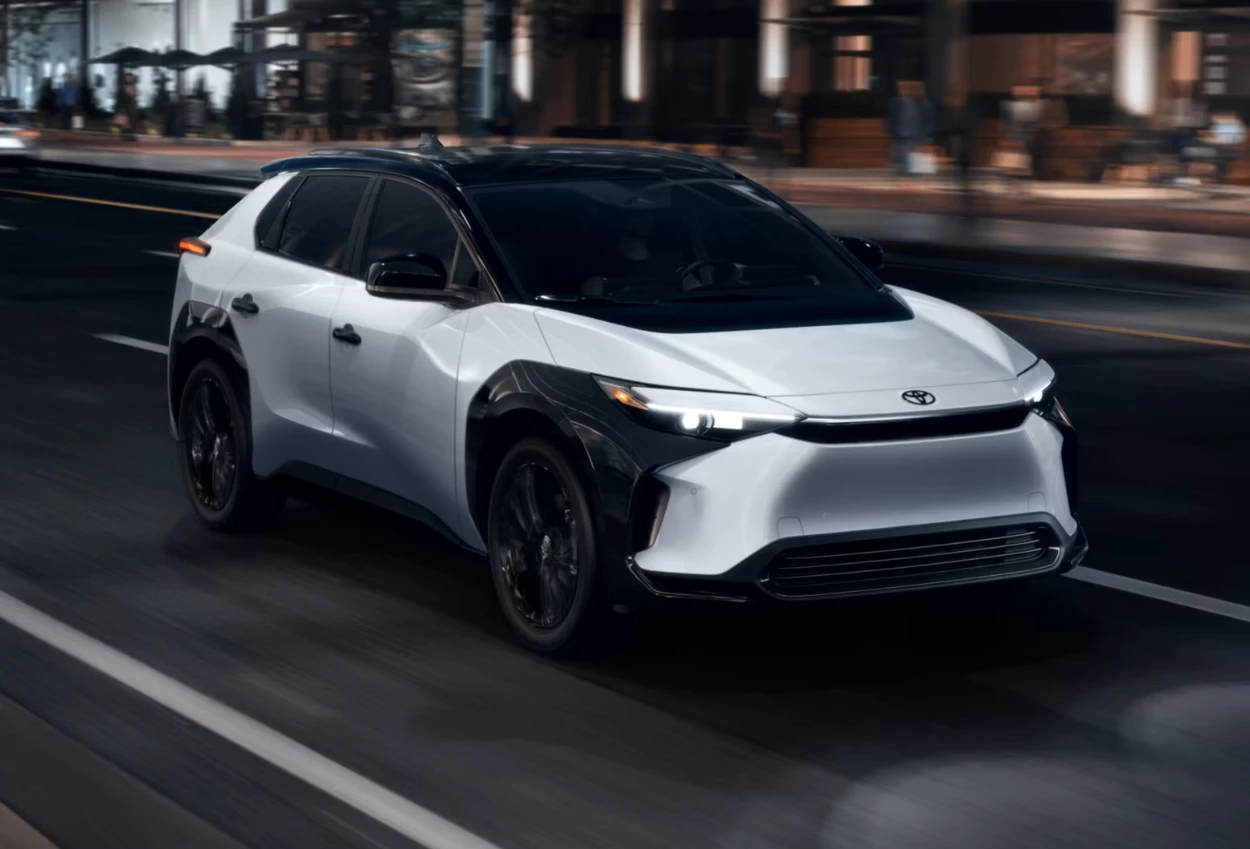 Siap ramaikan pasar indonesia, toyota diam diam daftarkan mobil listrik baru