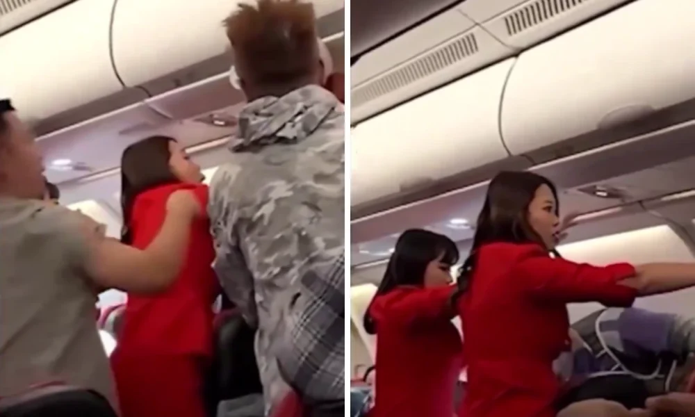 Tak terima ditegur karena berisik, penumpang air asia adu jotos