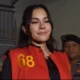 Tangis nikita mirzani pecah dengan kesaksian lolly di sidang vadel badjideh