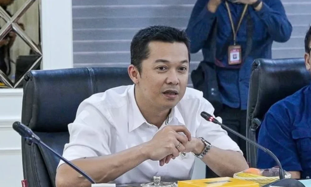 Taufik hidayat resmi terpilih sebagai komisaris pln epi