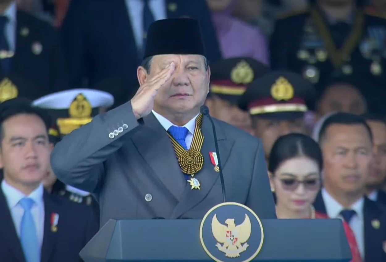 Upacara hari bhayangkara ke 79 di monas dipimpin langsung oleh presiden prabowo
