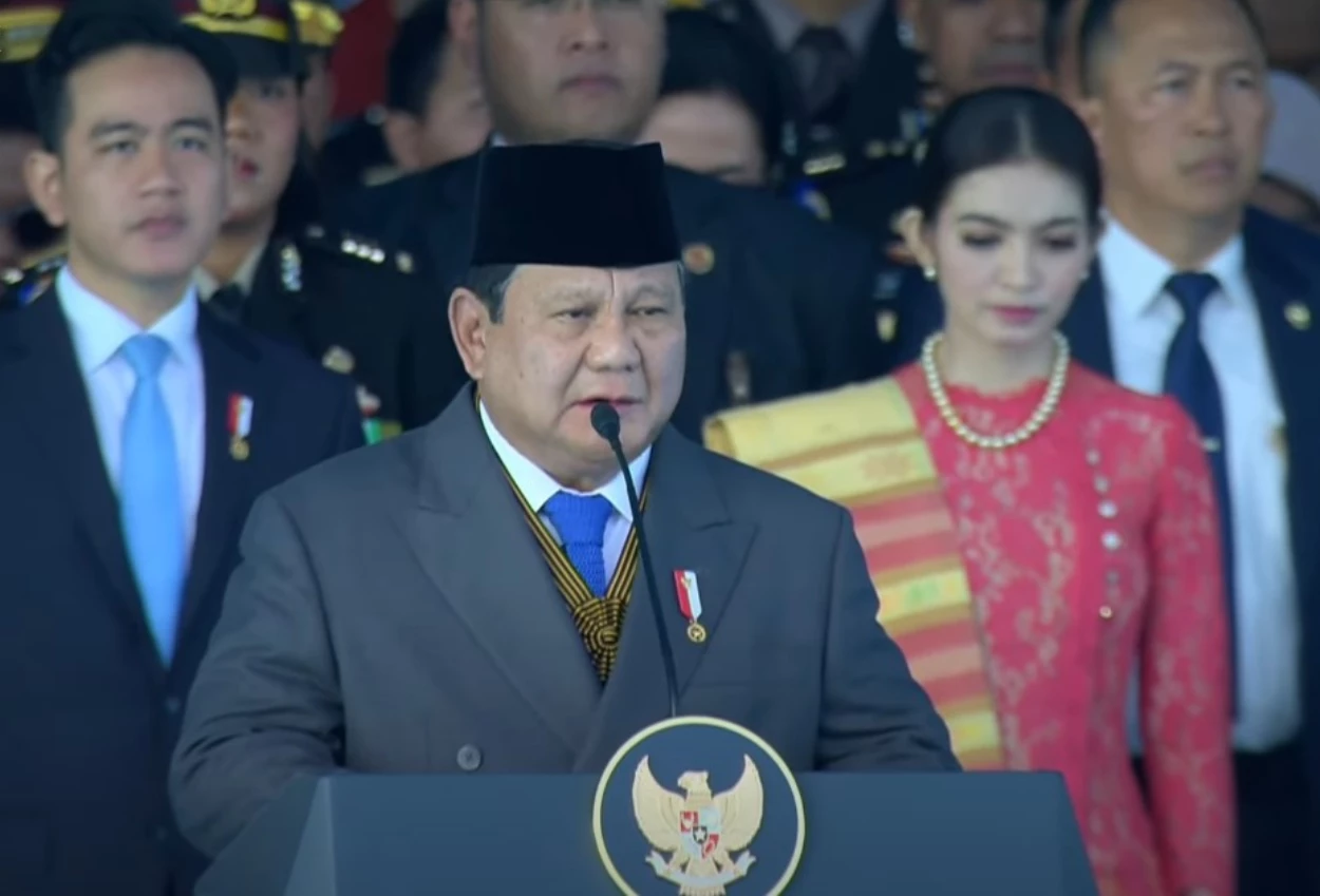 Upacara hari bhayangkara ke 79 di monas dipimpin langsung oleh presiden prabowo