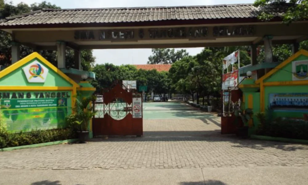 Warga lagi lagi blokir akses jalur ke sman 6 tangsel