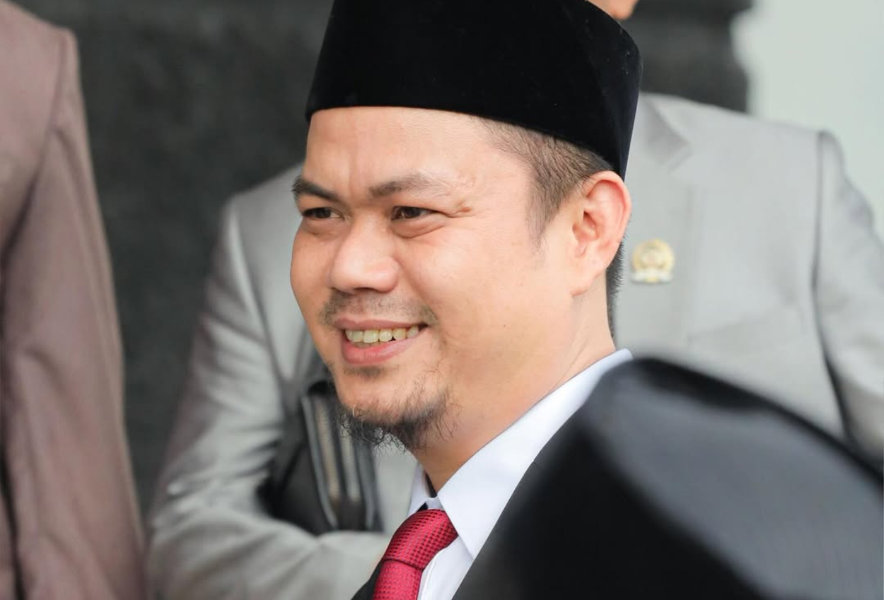 Biodata bupati kolaka timur abdul azis yang ditangkap kpk, punya harta segini!