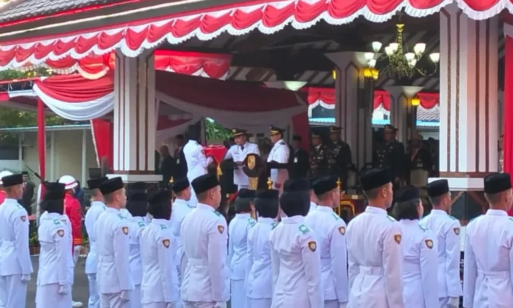 Bupati sudewo absen saat upacara hut ri di pati