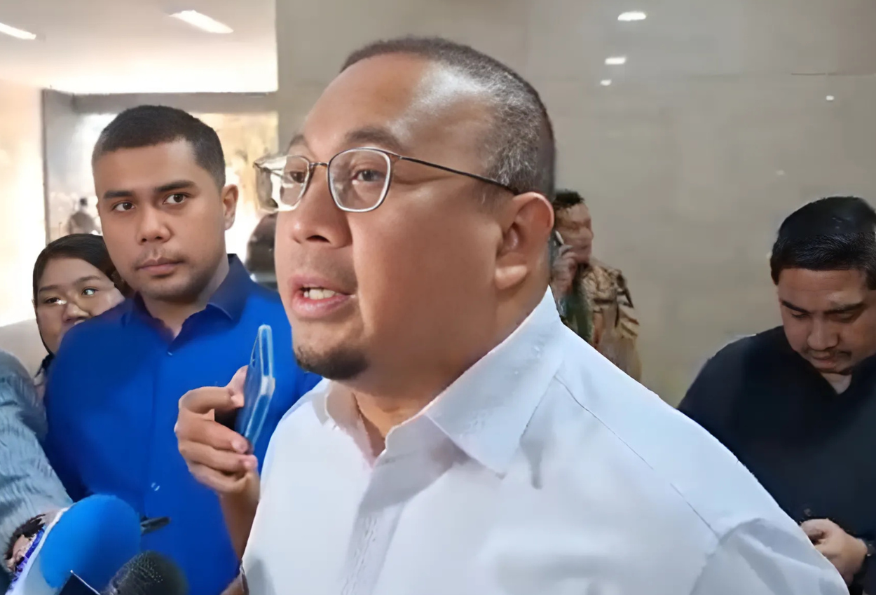 Cabut laporan mafia bola, andre rosiade kini dampingi azizah salsha laporkan akun tiktok