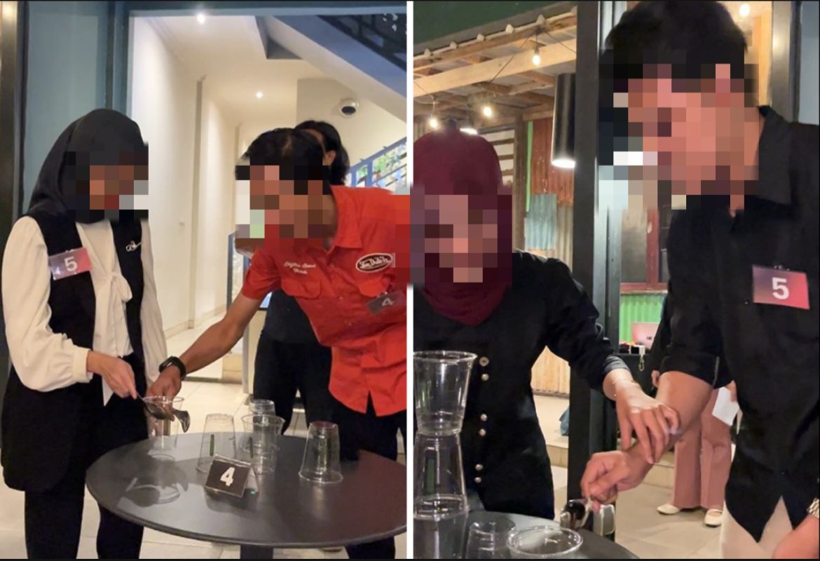 Ciee..para peserta semringah saat ikuti keseruan couple games di acara blind date experience