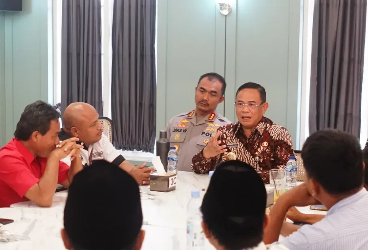 Dprd pati gelar rapat pemakzulan bupati sudewo hari ini