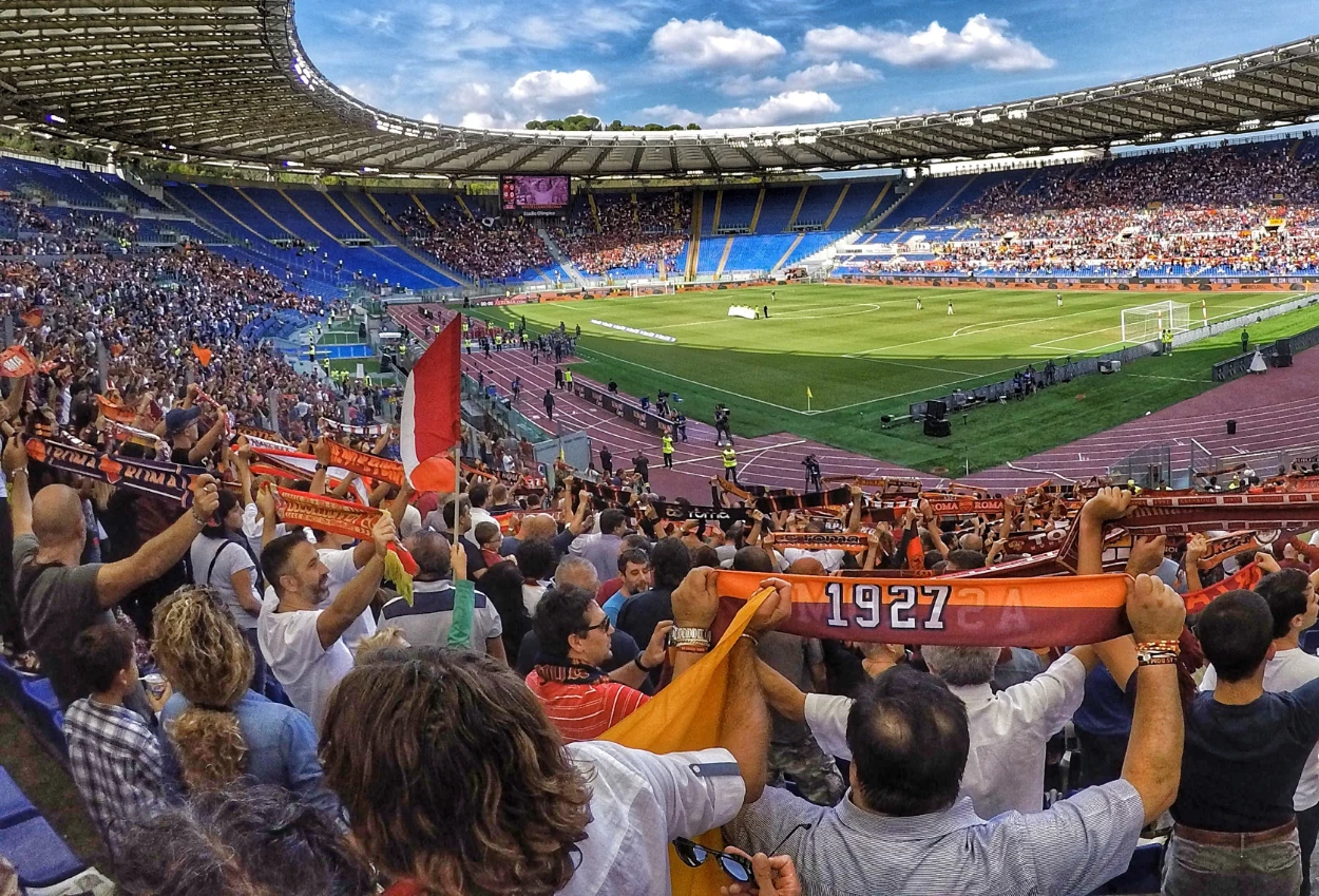 Fifa belum cabut larangan suporter away di super league 202526