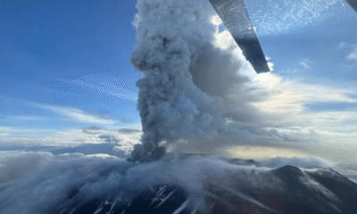 Gunung di rusia meletus untuk pertama kalinya usai 'tidur' selama lebih dari 500 tahun