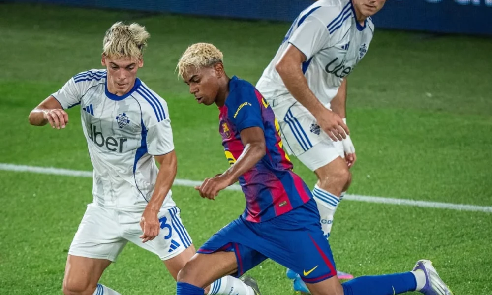 Hasil pertandingan barcelona vs como, los cules menang 5 0 lewat brace fermin lopez dan lamine yamal