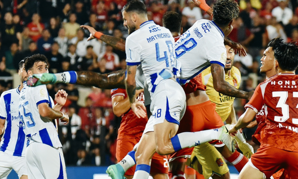 Hasil pertandingan persijap vs persib maung bandung takluk di kandang lawan 1 2